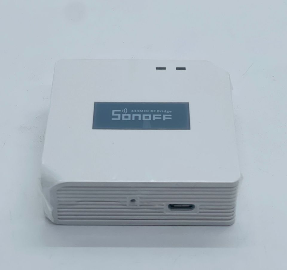 sonoff rf bridge R2 wifi 433 mhz wireless switch smart hub in Hamburg