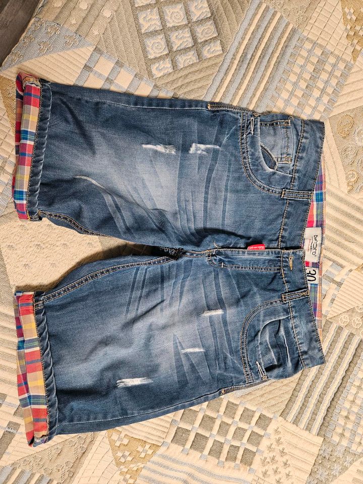 Shorts, Jeans usw Gr.M oder 30/30 in Solingen