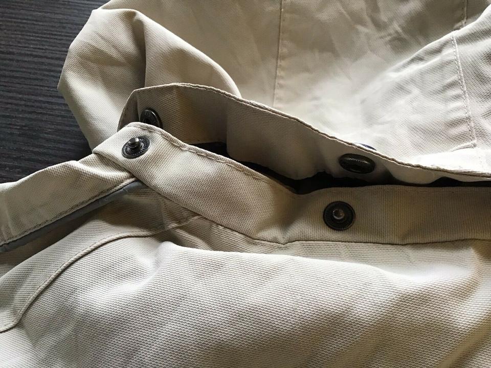 Übergangs-/ Regenjacke, Gr. 98, beige, Kapuze abnehmbar in Dresden