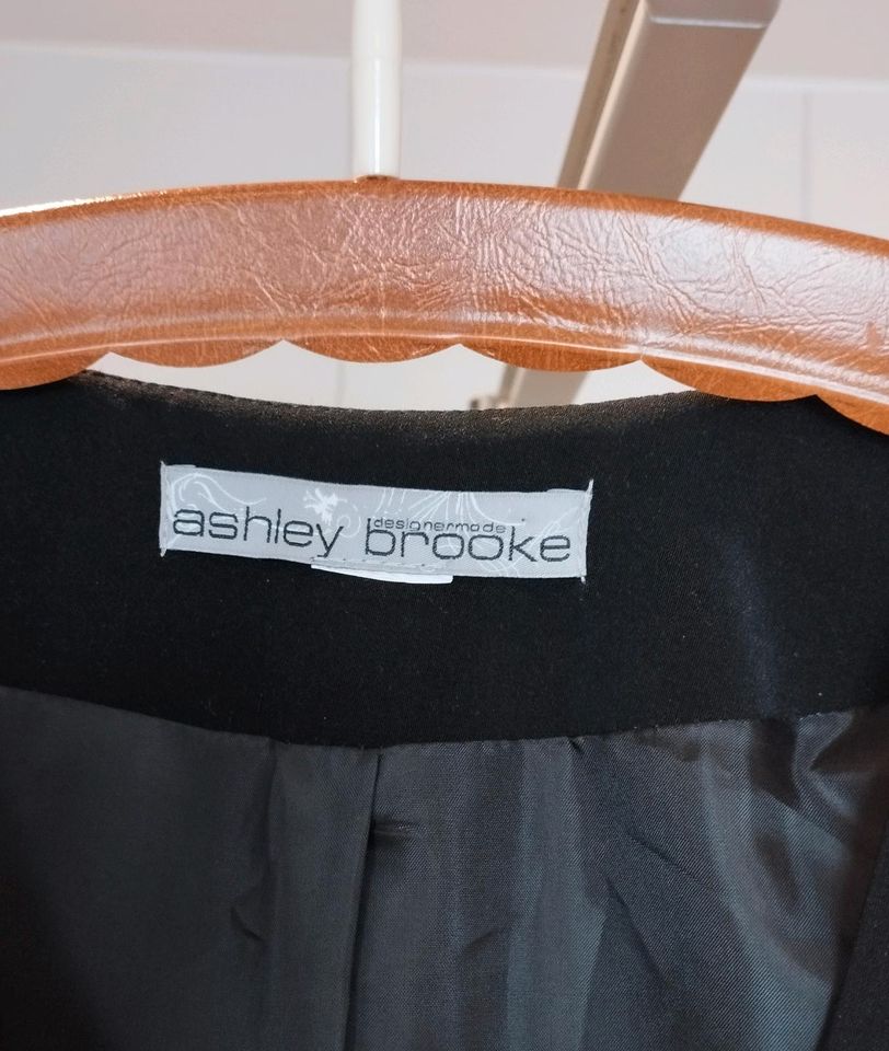 raffinierter Blazer, schwarz, von Ashley Brooke, Gr. M in Senftenberg