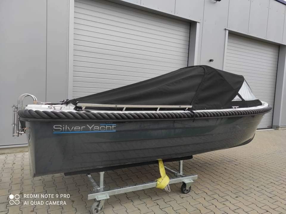 SILVER 495 Motorboot GFK Ausflugsboot Motor Boot Gleiter Kat.C NE in Bernau