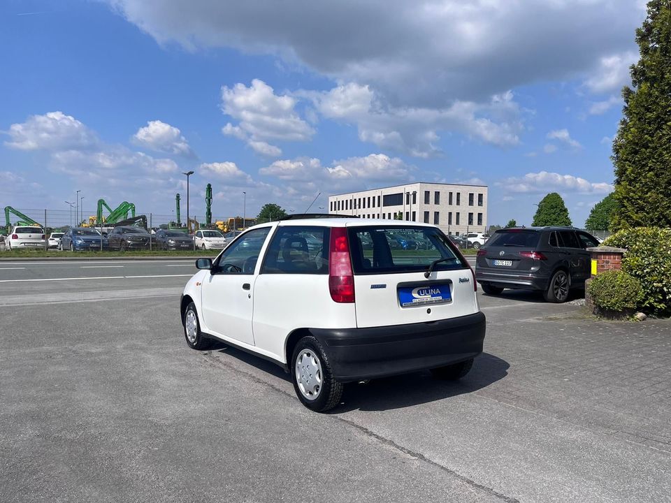 Fiat Punto 1.Hand/Schiebedach/org.63.000 km in Erwitte