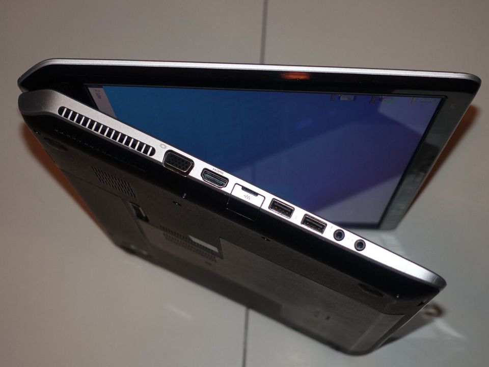 HP ENVY dv7 17,3 Zoll, Intel Core i5 Quad, NVIDIA GT in Leipzig