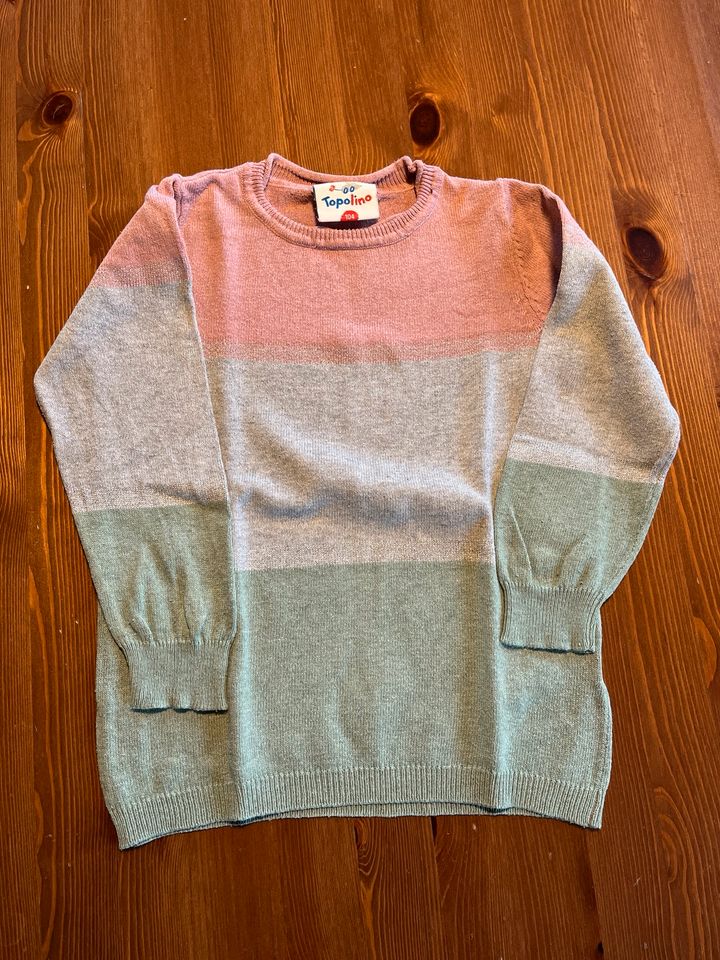 Kleiderpaket Mädchen Langarm-Shirt / Pullover Größe 104 / 110 in Weyer
