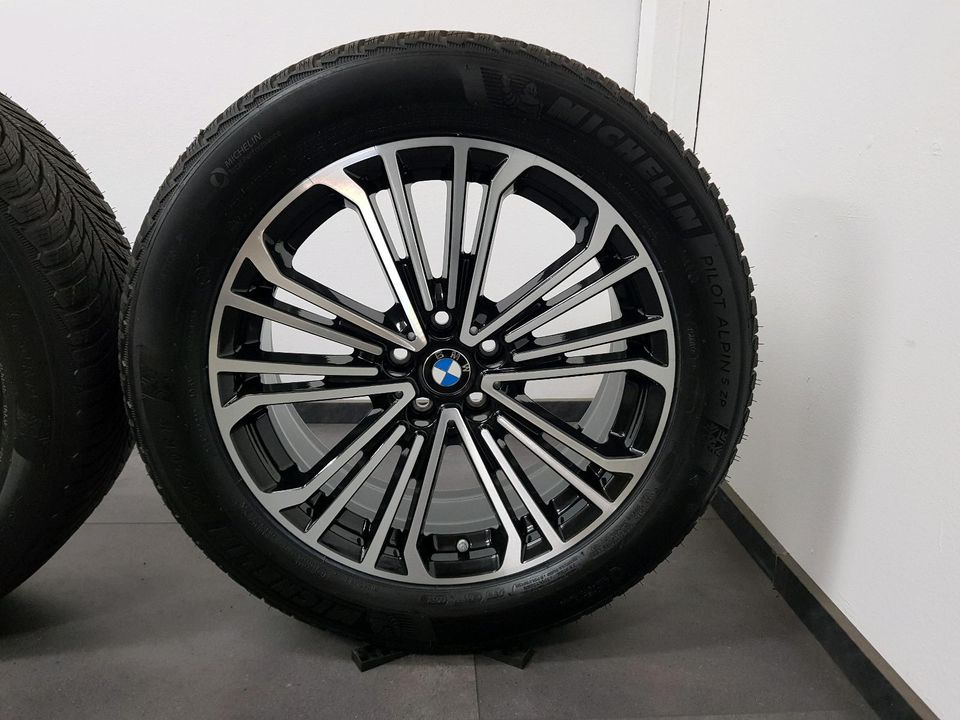 BMW 19 Zoll Winterräder Felgen X3 G01 X4 G02 696 Winterreifen 7mm in Staufenberg