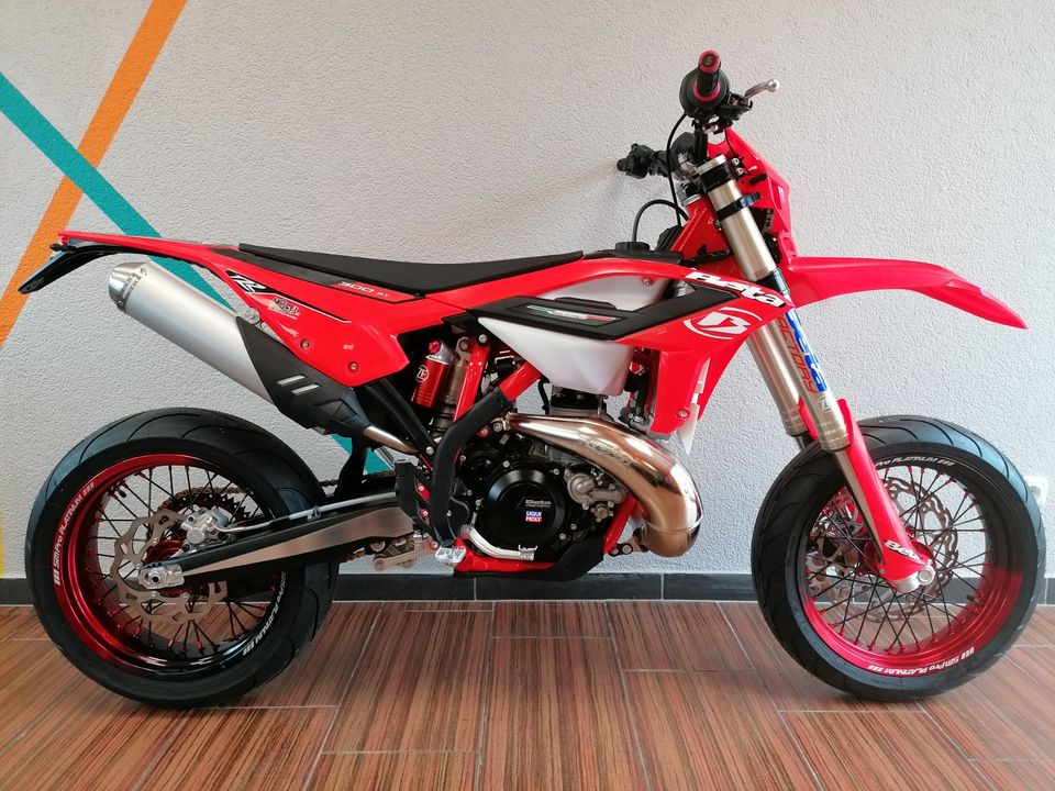 SM PRO Fade Felgensatz Supermoto Felgen passend für GasGas EC in Bramsche