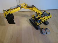 Lego Technic 8043 Bagger mit 3 Motoren inkl. Box und Anleitung Niedersachsen - Hardegsen Vorschau