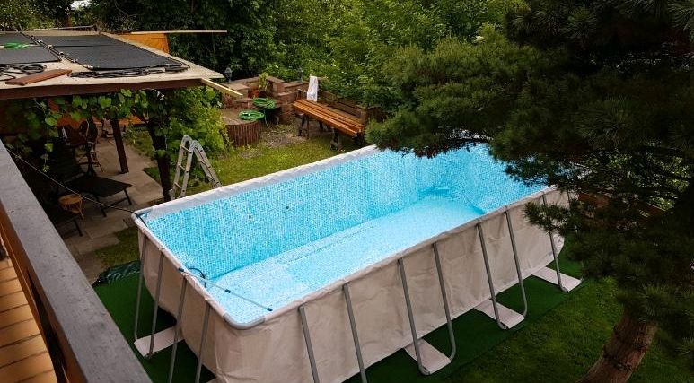 Großer Pool für die ganze Familie in Hünfeld