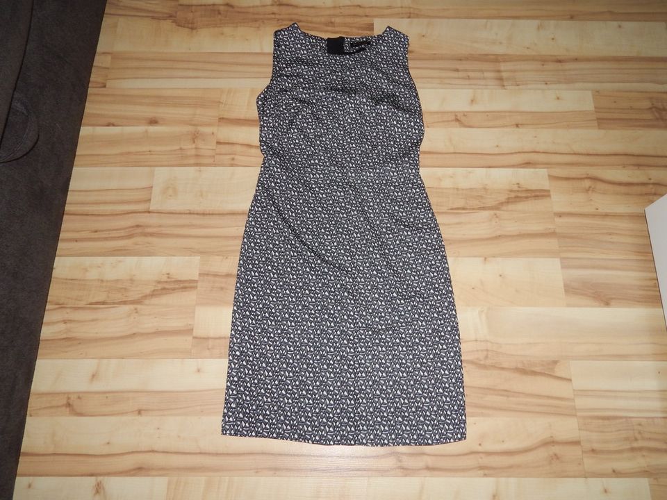 Massimo Dutti Etuikleid - Sommerkleid Kleid Gr - 34 - XS in Lotte