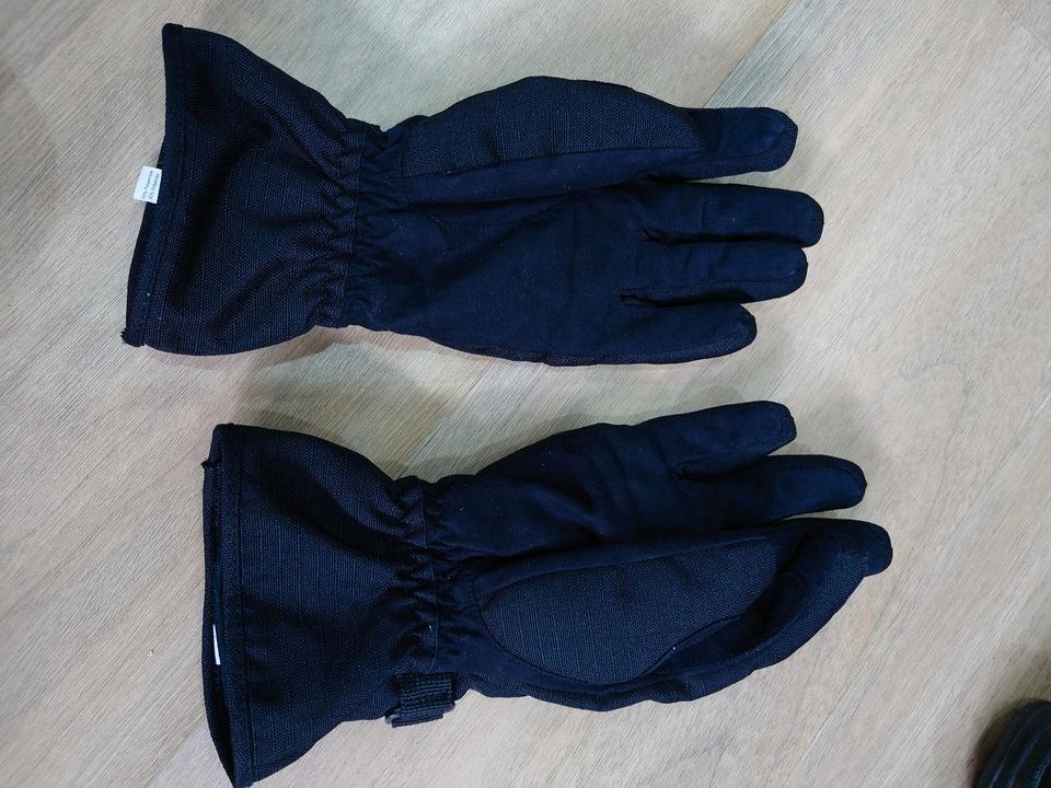 Motorradzubehör Handschuhe, Nierengürtel, Halstuch Leder in Mühldorf a.Inn