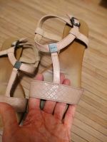 Esprit Sandalen Zehentrenner Flip Flop altrosa nude rosè gr 39 Bayern - Aschaffenburg Vorschau