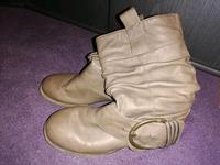 braune Stiefeletten Gr. 38 v. Graceland Niedersachsen - Jade Vorschau