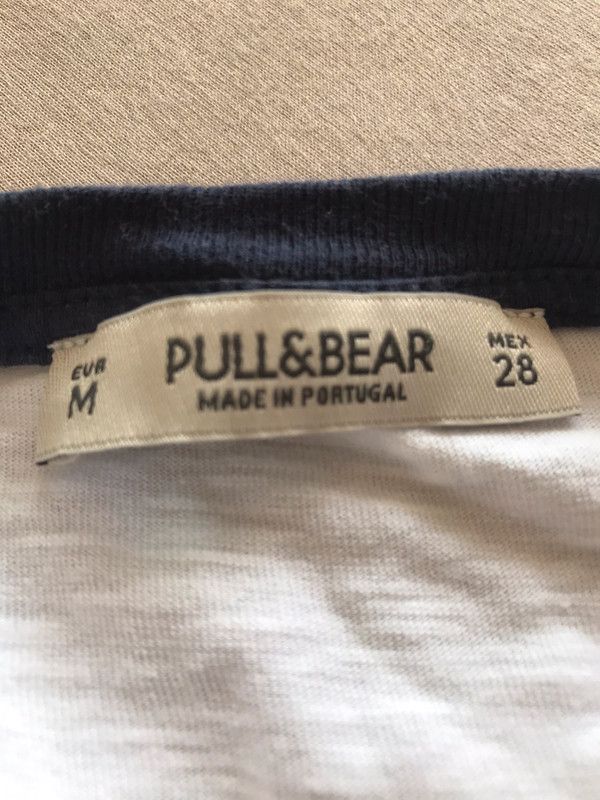 Pull & Bear Crop Top im Vintage Look in Erlangen