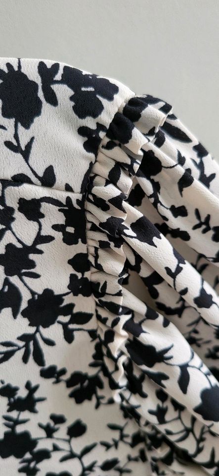 Bluse Blumenprint in Berlin