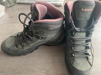 Lowa Wanderschuhe Gr. 41 neuwertig Nordrhein-Westfalen - Hückelhoven Vorschau