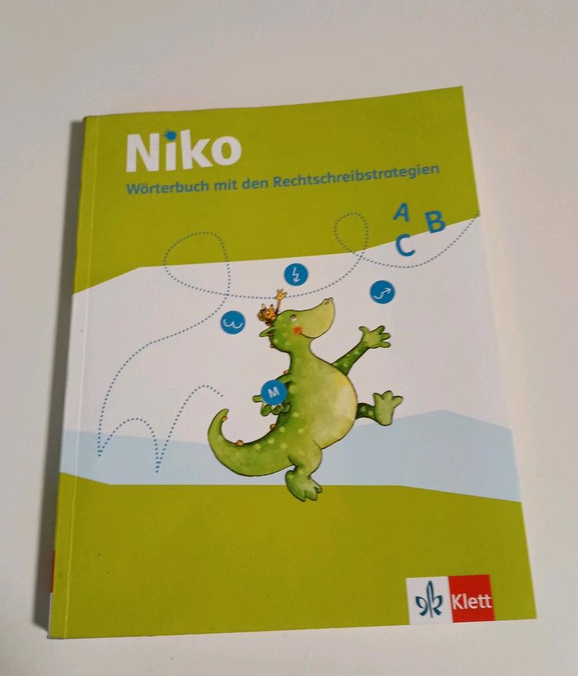 Niko Wörterbuch mit Rechtschreibstrategien Grundschule in Ihlow