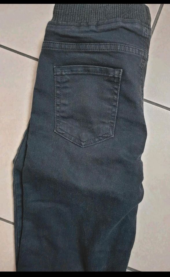 4x Jungen Jeanshosen in Gladbeck