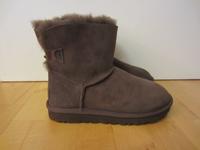UGG Mini Bailey Bow II Damen Winterstiefeletten Dunkelbraun Gr.36 Nordrhein-Westfalen - Kaarst Vorschau