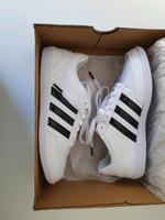 Neue Adidas 38,5 Niedersachsen - Belm Vorschau