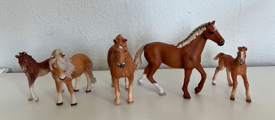 Schleich Pferde in Bernau