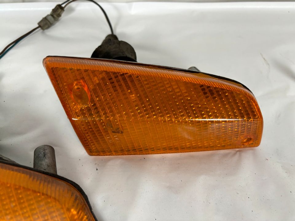 BMW E21 Seitenblinker Blinker Fahrtrichtungsanzeiger vorne orange in Schwendi