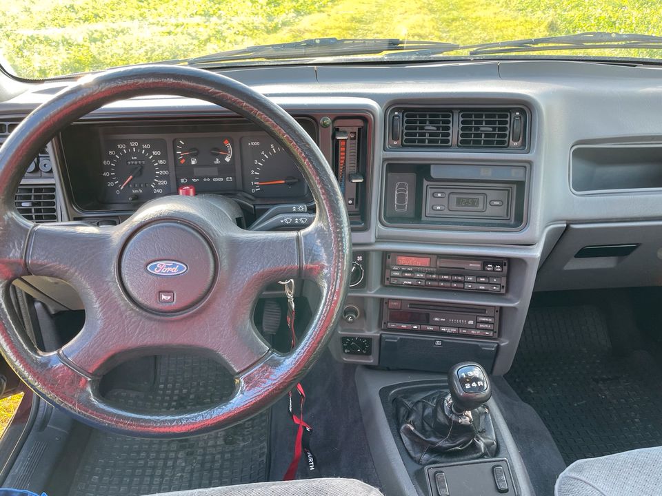 Ford Sierra 2.0 L Ghia Limousine in Wasserburg am Inn