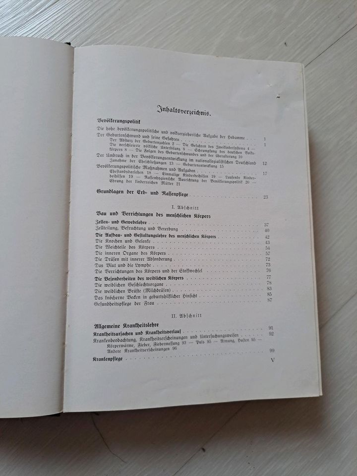 Hebammenlehrbuch von 1943 ! 1. AUFLAGE in Worms