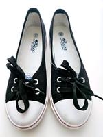 Sneaker Ballerinas (Größe 38) in schwarz Düsseldorf - Oberkassel Vorschau