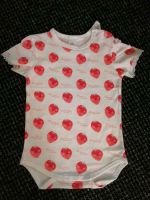 ❤️ Süßer Baby Body kurzärmlig mit Erdbeeren Mädchen | Gr. 74/80 Brandenburg - Fehrbellin Vorschau