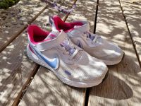 Nike Revolution Turnschuhe Laufschuhe Sneaker Gr. 34 Bayern - Wörth Kr. Erding Vorschau