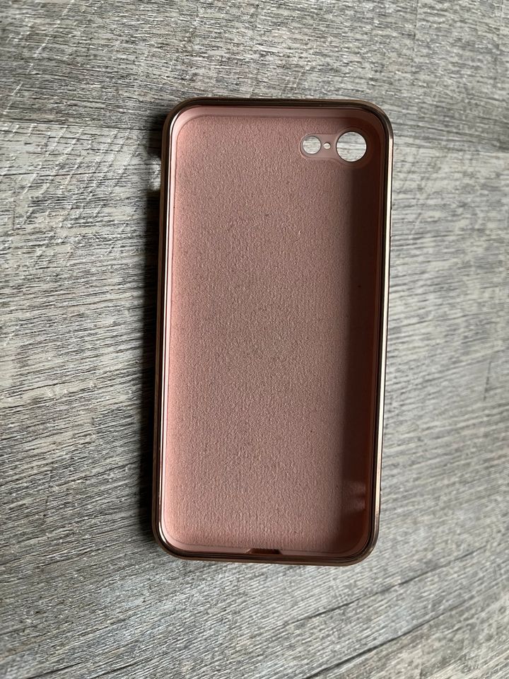 Diverse Apple iPhone 7/8/SE 2020 Handyhülle, Backcover, Case in Handewitt