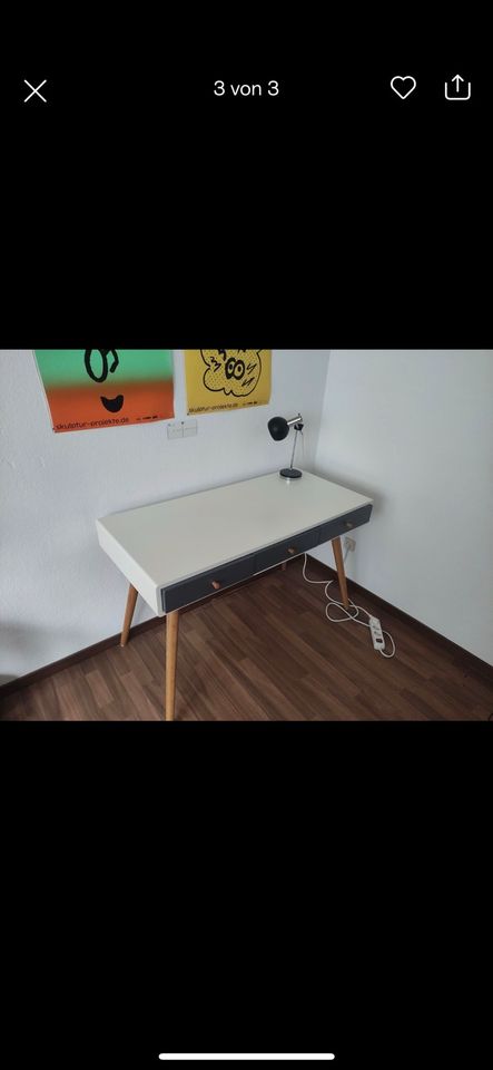 Schreibtisch in Essen