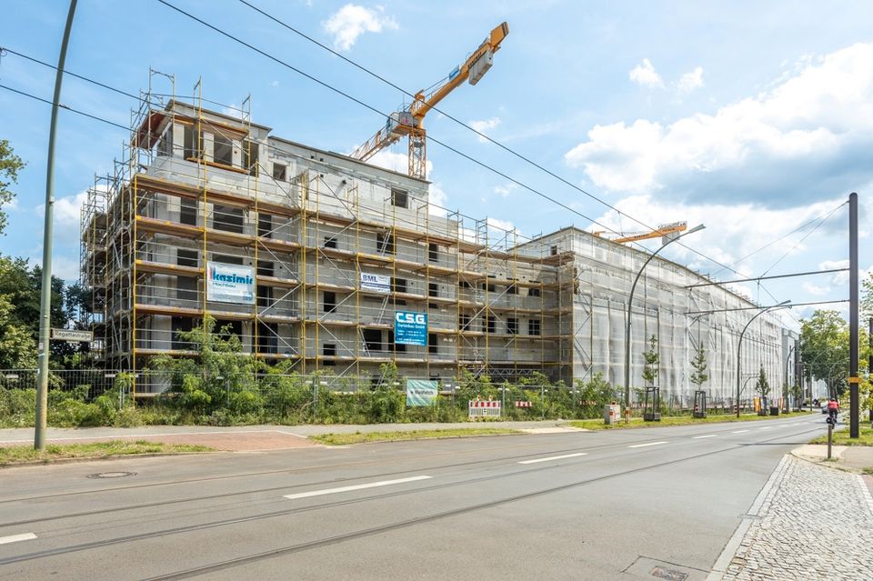 Dachterrasse und unvergesslicher Fernblick über das Wasser: Eigentumswohnung im BUWOG Dahmebogen in Berlin