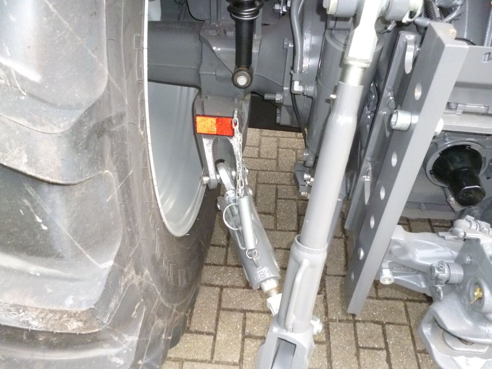 Massey Ferguson 5S.135 Dyna-6 MF AKTIONSPREIS in Borken