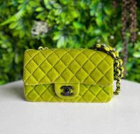 Chanel mini rectangle Tasche aus grünem Samt München - Maxvorstadt Vorschau