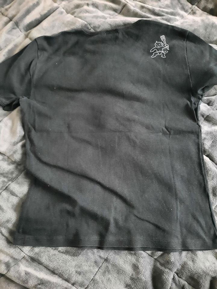 T-Shirt - Benetton - Teufel - Engel - schwarz - M in Hirschaid