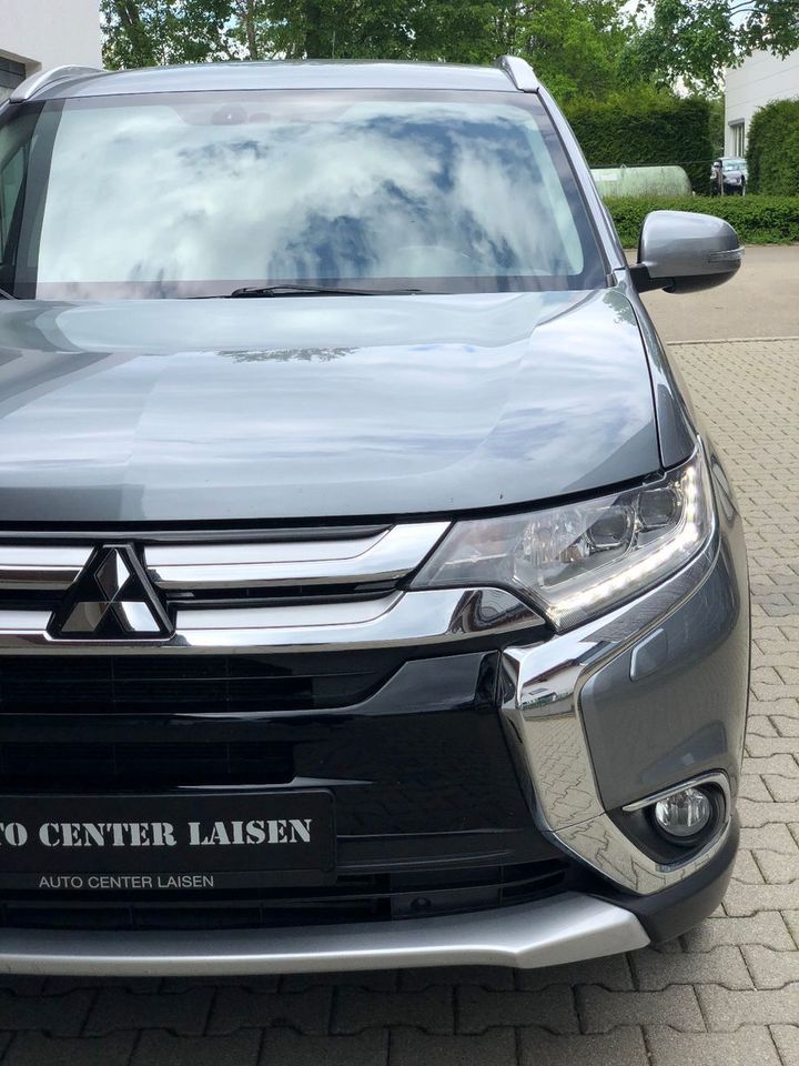 Mitsubishi Outlander SUV-Star+ 4WD Xenon Navi Kamera Keyles in St. Johann