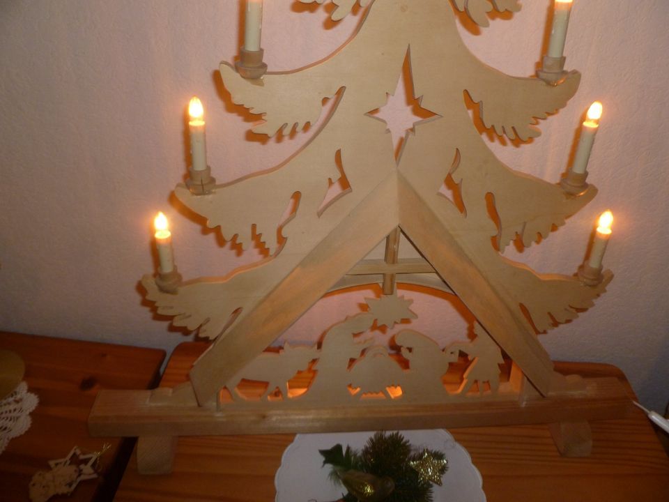 Großer Weihnachtsbaum- Handarbeit in Mölschow