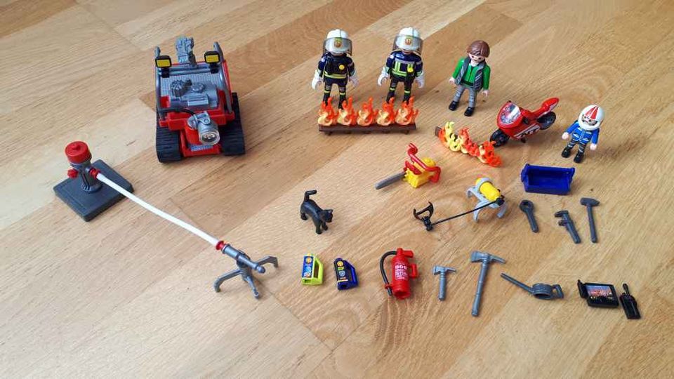 Playmobil Adventskalender 5495 Feuerwehreinsatz in Lauf a.d. Pegnitz