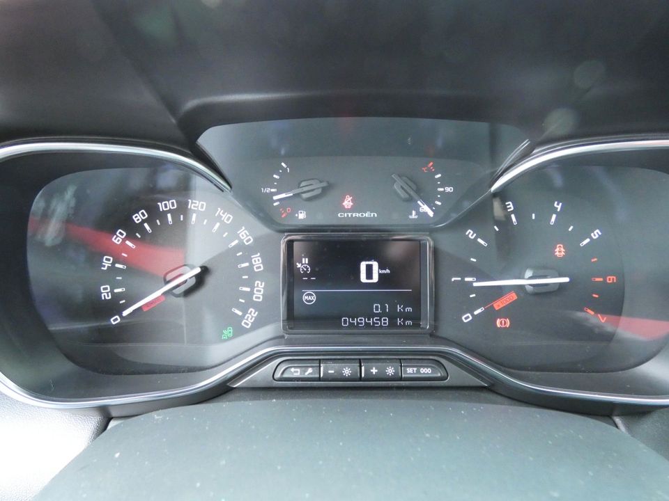 Citroën C3 Aircross Shine Navigation in Kyritz