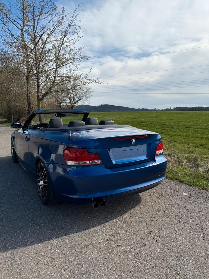 BMW 118i Cabrio | Montegoblau | H&R Federn | BMW Perform. Auspuff in Aldingen