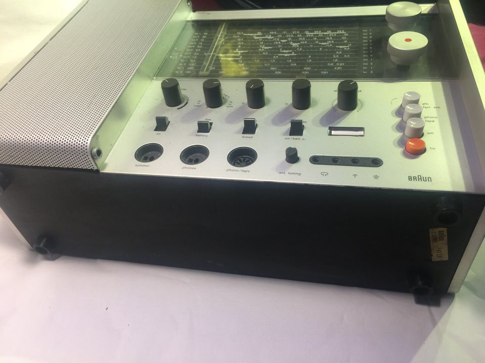 SUCHE 60er JUKEBOX & FLIPPER & AUTOMAT INVENTAR PHONO AUCH DEFEKT in Düsseldorf