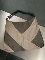 Handtasche grau beige NEU Schultertasche Tasche vegan Bayern - Eggenfelden Vorschau