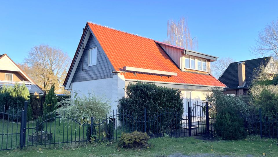 Modernes Wochenendhaus mit Terrasse & Carport in idyllischer Lage am Badesee in Westerstede-Karlshof in Westerstede