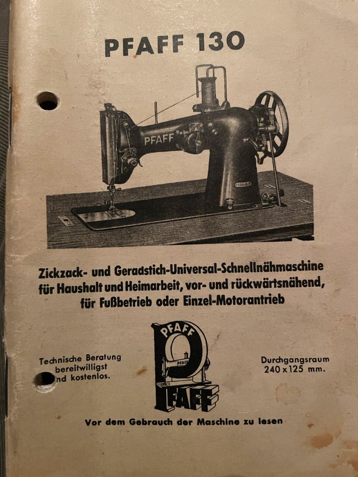 Alte Nähmaschine „Pfaff“ in Rietheim-Weilheim
