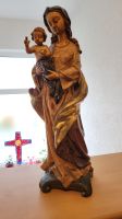 Holzfigur Heilige Madonna mit Jesuskind und Weltkugel Hessen - Walluf Vorschau
