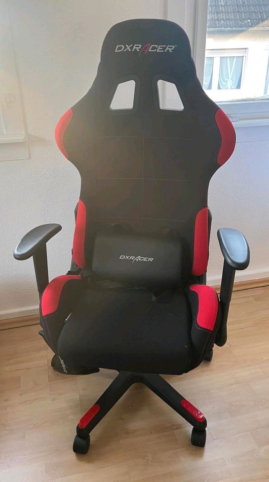 DXRacer Gaming Stuhl in Gaggenau