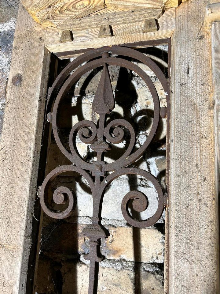 Gusseiserne Türen antik in Gießen