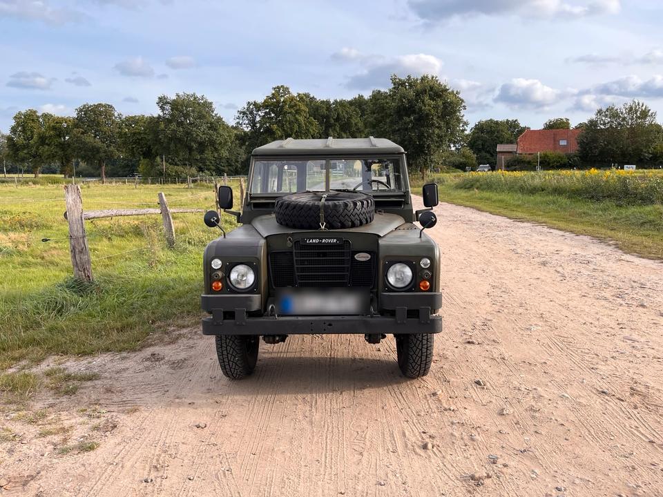 Land Rover Serie 3 Cabrio Hardtop Benzin Linkslenker (Defender) in Rosengarten
