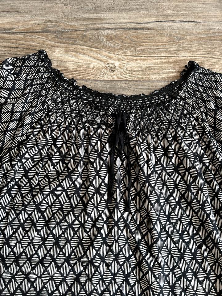 TOP-ZUSTAND❤️ GINA 44 XXL Bluse schwarz weiß Muster Damen Shirt in Limburg